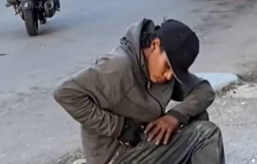 Adolescente huyó del maltrato en Venezuela y terminó en las calles de Colombia (Video)