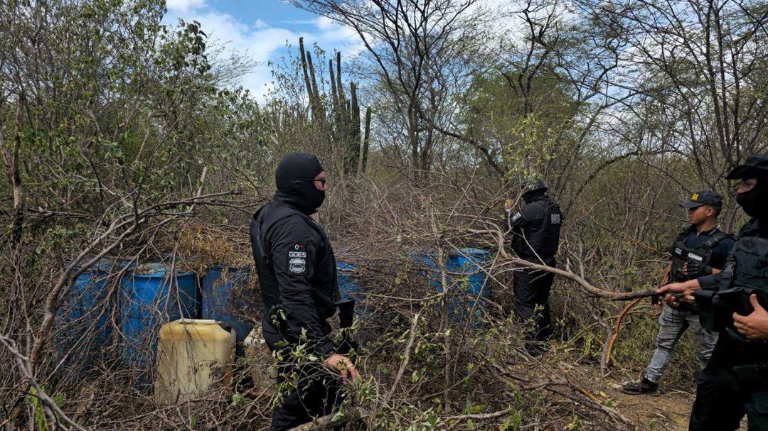 Incautan más de 14 mil litros de combustible de aviación en Falcón