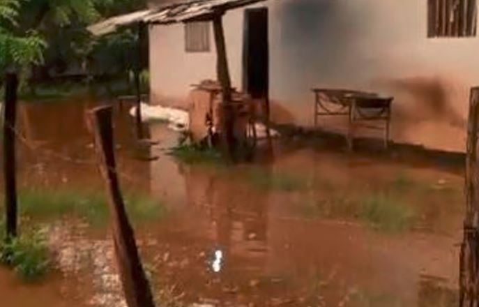 Inundaciones dejaron damnificados en Apure y el río Matiyure amenaza con desbordarse (VIDEOS)