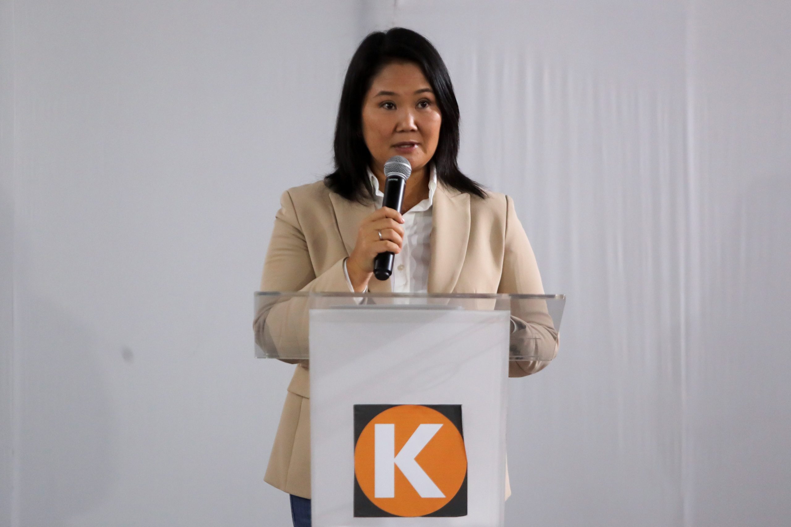 Keiko Fujimori y su partido calificaron de "injusto" el fallo contra expresidente colombiano Álvaro Uribe