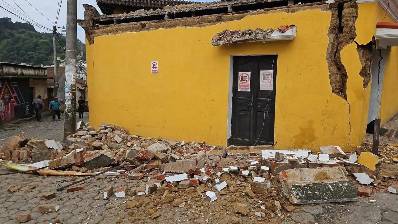Fuerte sismo en Guatemala dejó muertos, hospitalizados y viviendas destruidas