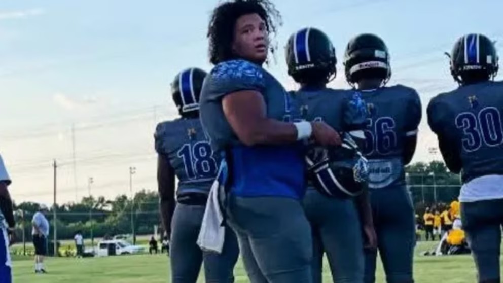 Golpe de calor acabó con la vida de un jugador de fútbol americano tras desmayarse en un entrenamiento