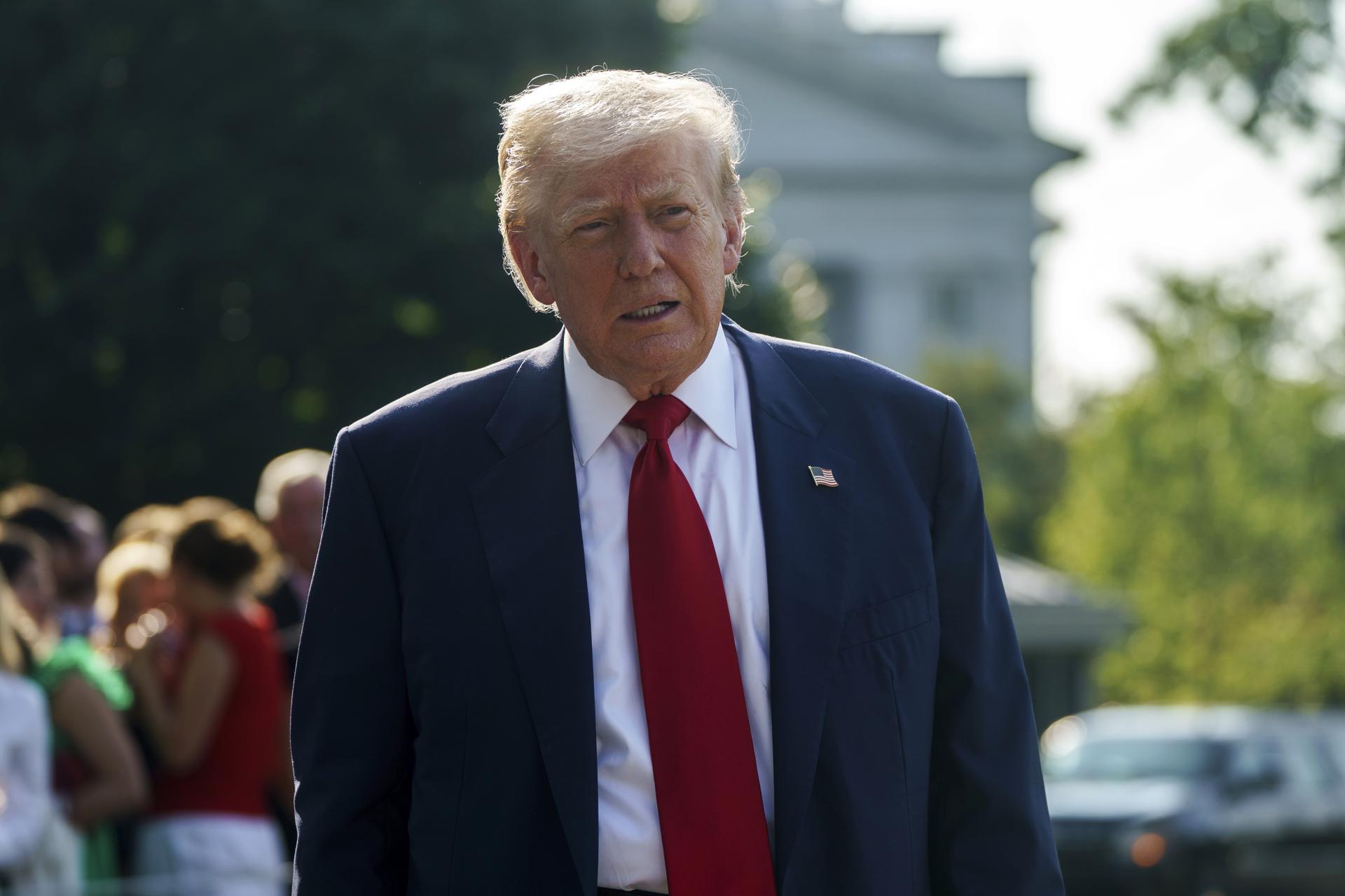 Juez federal reitera fallo que impide intento de Trump de negar ciudadanía por nacimiento