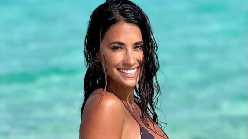 Antonela Roccuzzo deslumbró a sus seguidores con un microbikini en las paradisíacas playas italianas