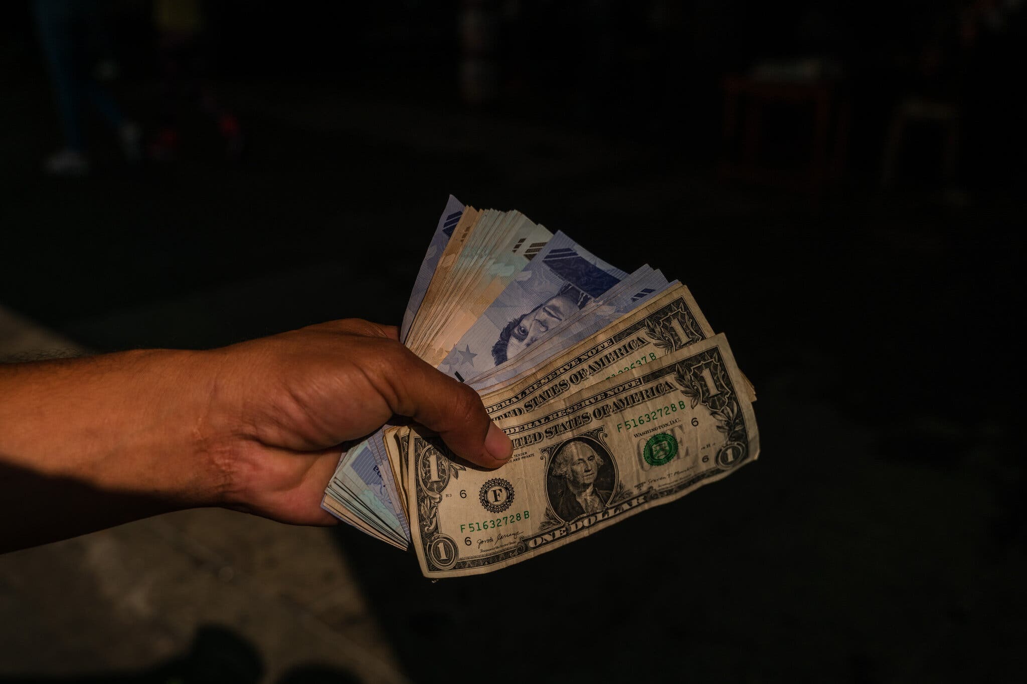 El dólar BCV se eleva y agudiza la crisis del poder adquisitivo en Venezuela