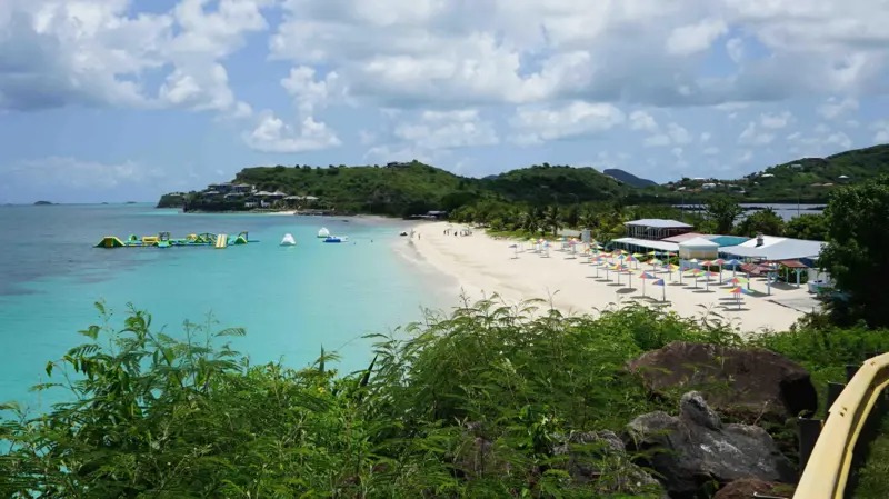 Las islas caribeñas que ofrecen un pasaporte a cambio de comprar una vivienda