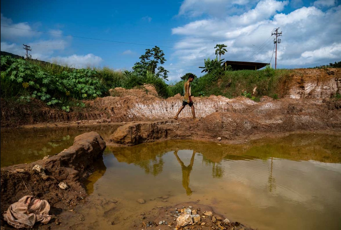 Crisis Group: La maldición del oro, minería y violencia en el sur de Venezuela