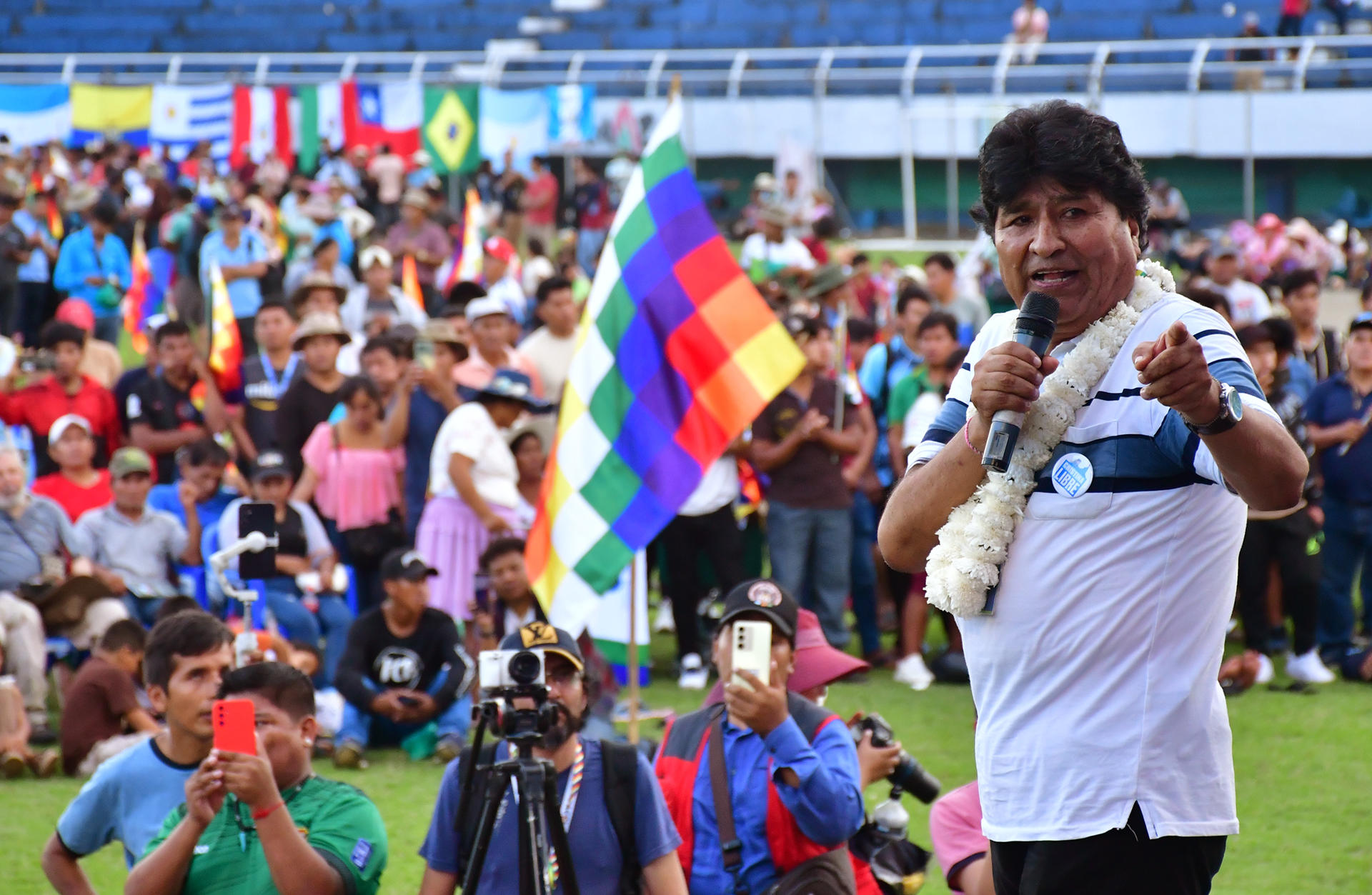 Evo Morales arremete contra EEUU tras aumentar la recompensa por su socio Nicolás Maduro