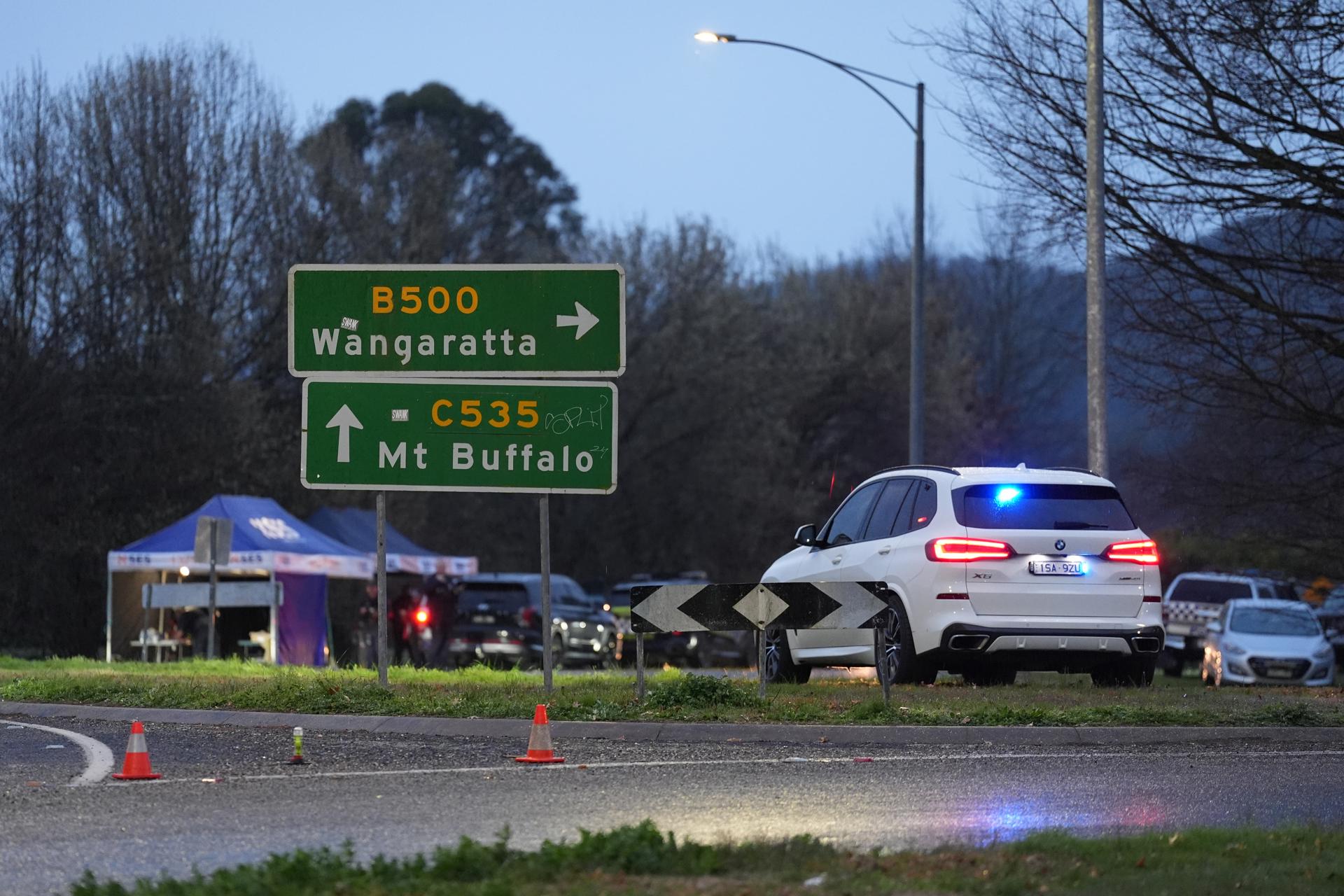 Tirador acribilló a dos policías y se dio a la fuga en Australia