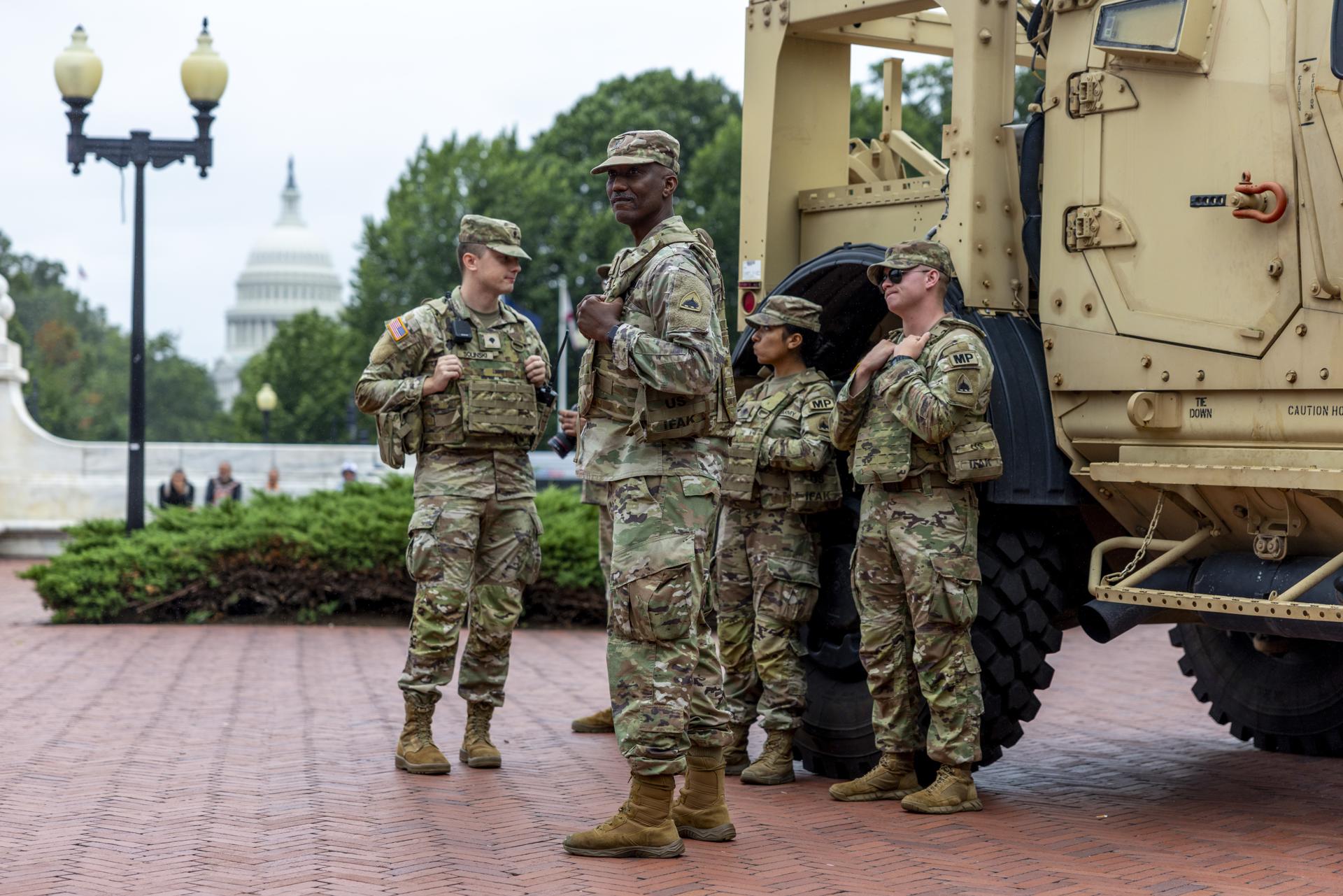 Gobierno de Trump hizo unos 400 arrestos en primera semana de toma federal en Washington DC