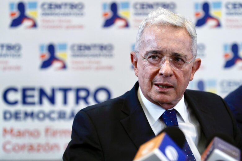 Álvaro Uribe agradeció apoyo de los colombianos y llamó a votar por un gobierno de transición (VIDEO)