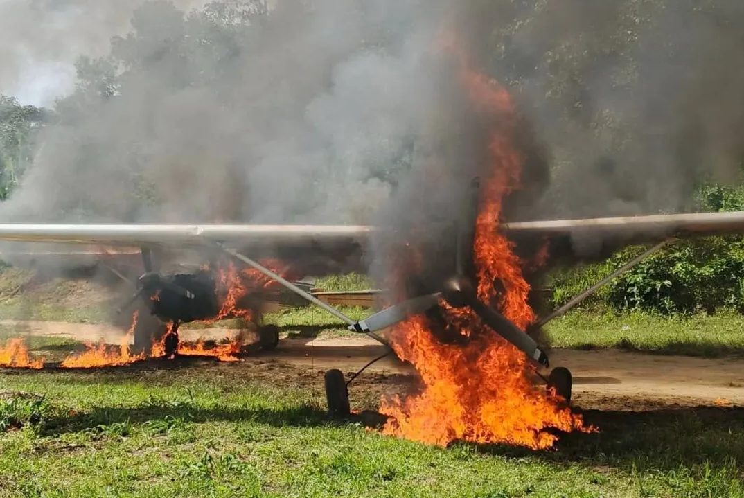 Fanb se adjudicó destrucción de dos aeronaves y un narcolaboratorio en Apure (VIDEO)