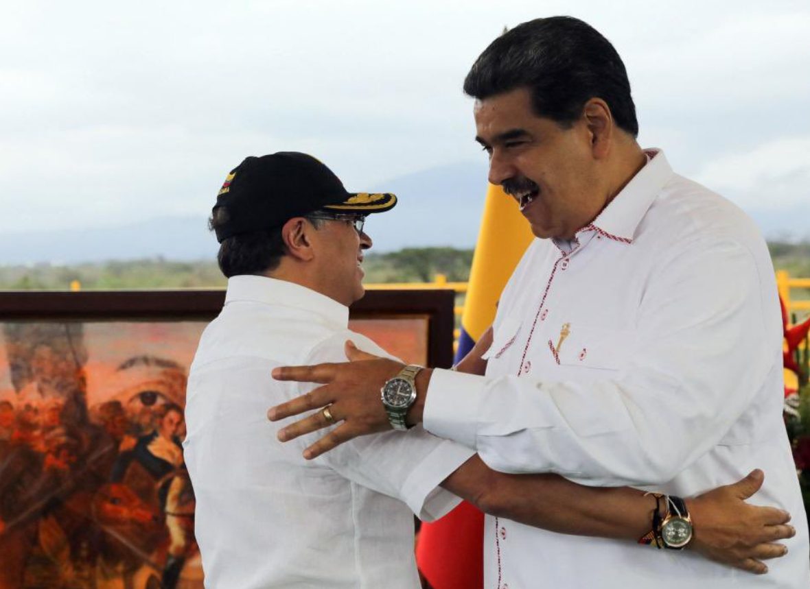 Petro confirmó que la guerra entre el ELN y la Segunda Marquetalia se extendió a Venezuela