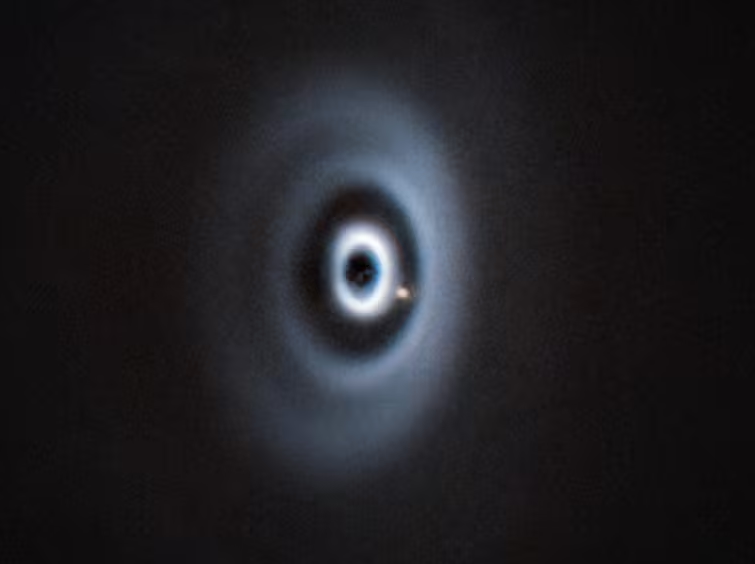 Hallaron nuevo exoplaneta en formación alrededor de una estrella joven similar al Sol