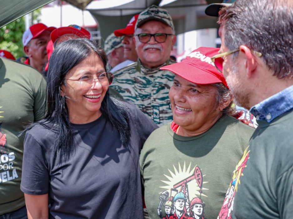 Delcy Rodríguez pidió a los "halcones del norte" que "lo tomen con calma y no se atrevan"