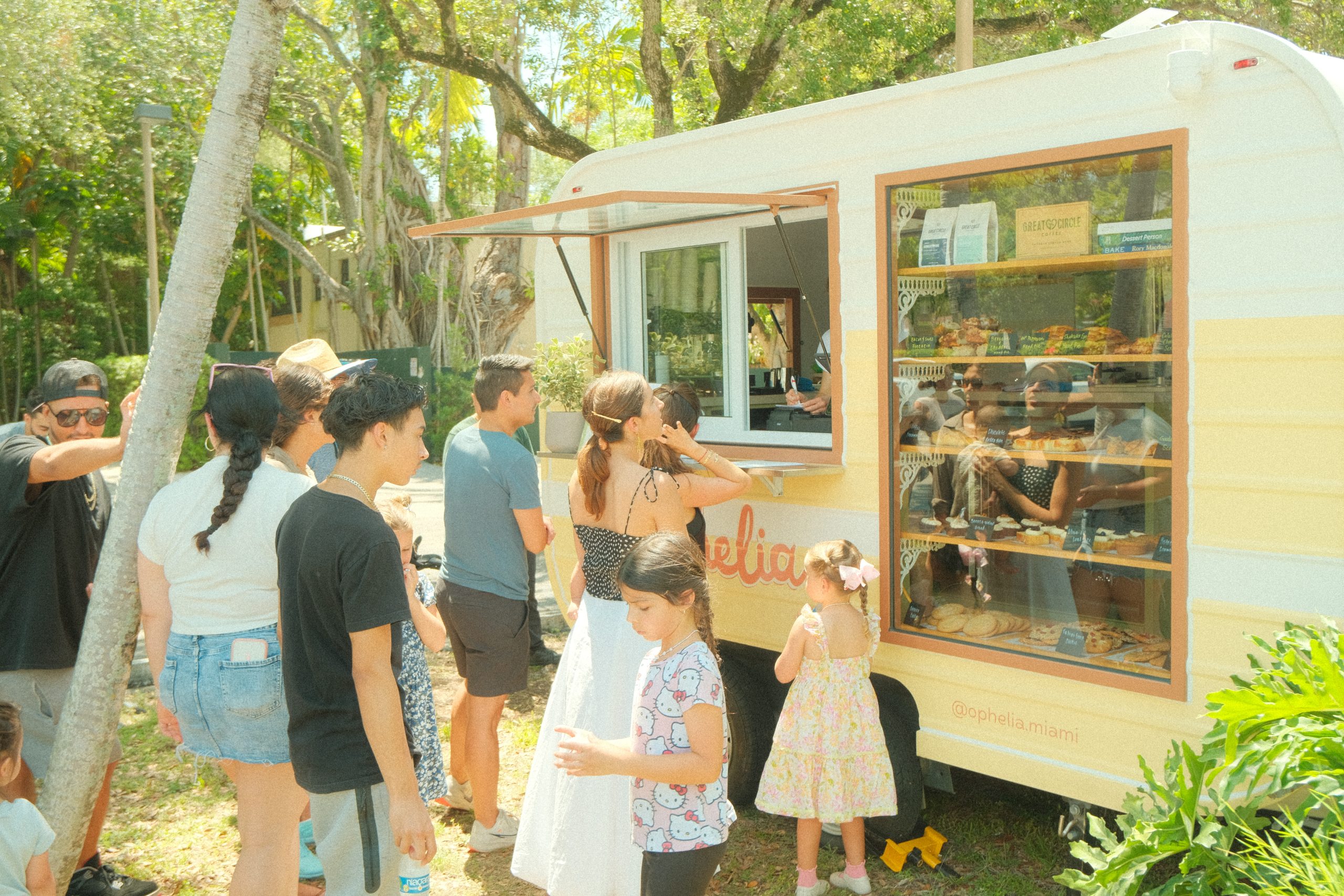 Ophelia, la pastelería móvil de una venezolana que causa furor en Miami