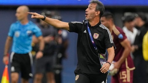 Alarma en la Vinotinto: Fernando "Bocha" Batista dio desalentador reporte sobre Yeferson Soteldo