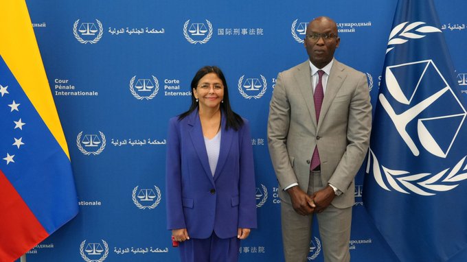 CPI afirmó que continuará investigación de crímenes en Venezuela pese a visita sorpresa de Delcy Rodríguez