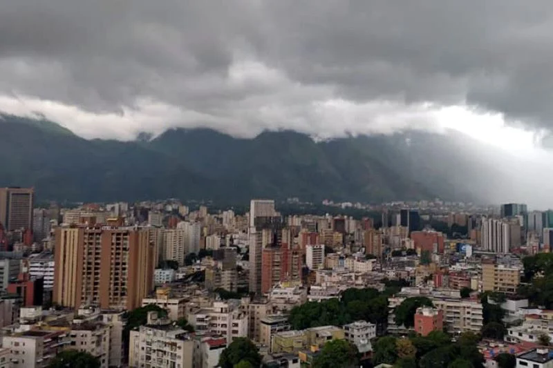 Inameh prevé cielo nublado con posibilidad de lluvias en varios estados de Venezuela para este #6Oct