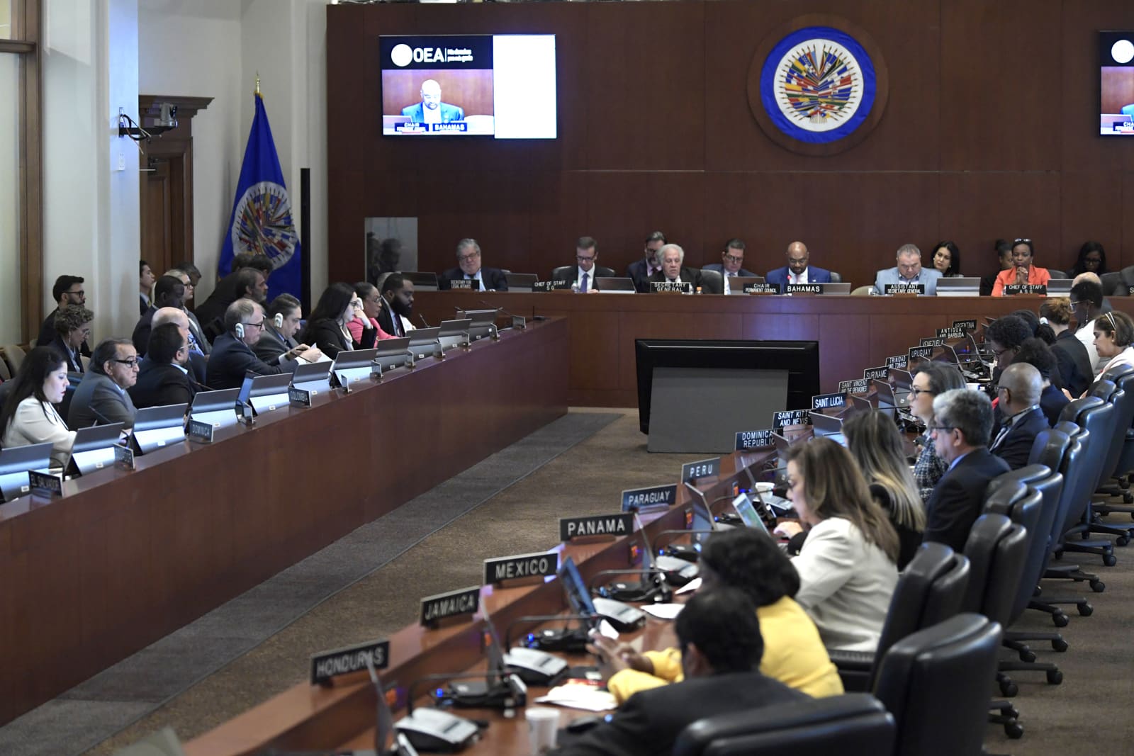 EEUU en la OEA: Venezuela sigue siendo prioridad, porque Maduro es un enemigo de la humanidad