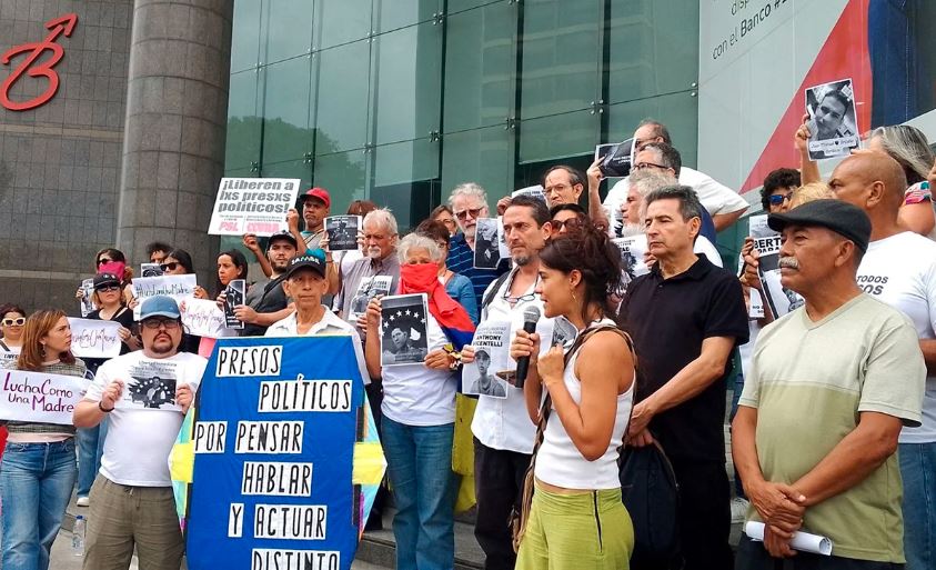 Al menos cinco calabozos policiales de Caracas negaron tener presa a Martha Lía Grajales (VIDEO)