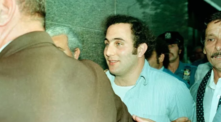 “El hijo de Sam”: la historia criminal del asesino que atemorizó a la ciudad de Nueva York y cayó por una multa de estacionamiento