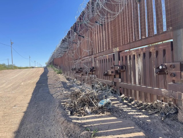 EEUU alerta del calor en su frontera con México y de los incendios en su límite con Canadá