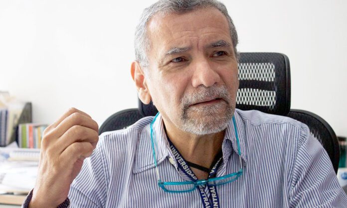 Tulio Ramírez denunció que su sueldo de profesor jubilado en la UCV se redujo a menos de cinco dólares