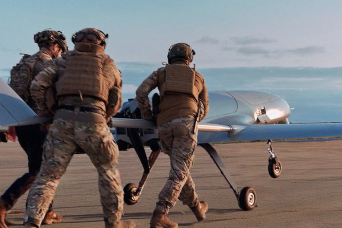 El dron ucraniano que desafía a Rusia: mide cuatro metros, lleva 75 kilos de explosivos y piensa con IA