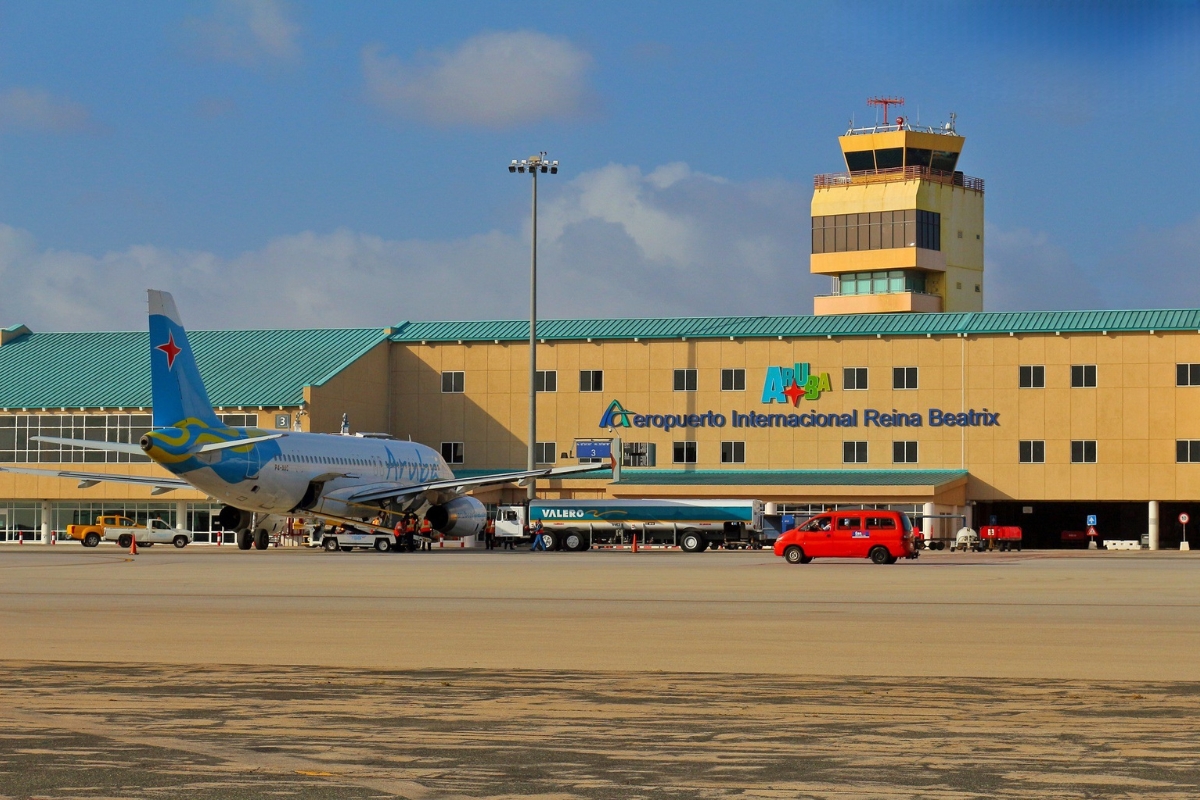 Aruba extendió por 90 días prohibición de vuelos con Venezuela