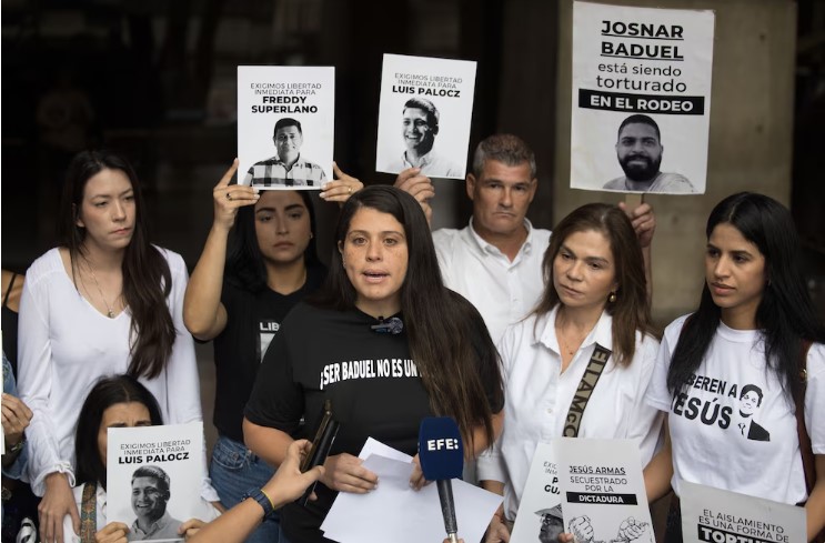 Andreína Baduel denuncia tratato hostil en Embajada de Bolivia durante protesta este #19Sep