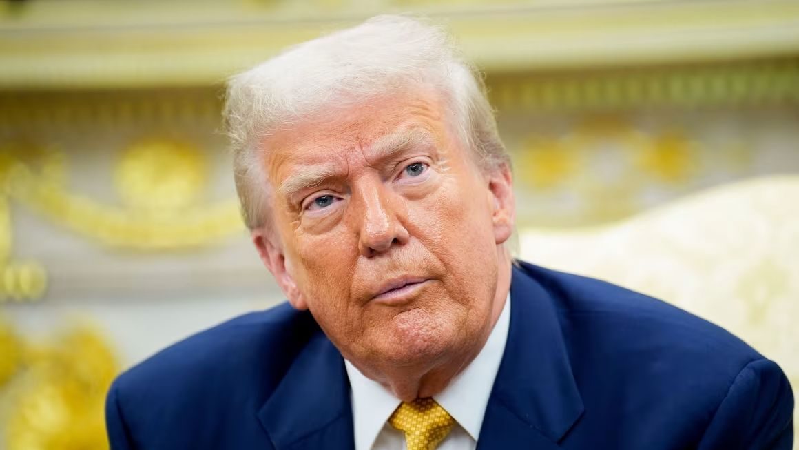 Cintas, transcripciones, citaciones y giros legales: La tormenta Epstein de Trump se profundiza nuevamente