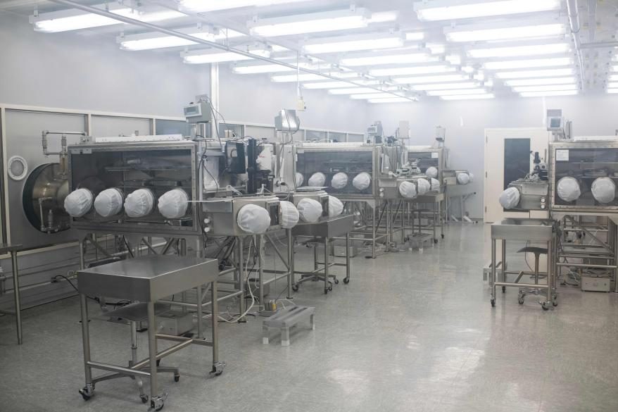 Un pasante de la Nasa robó 21 millones de dólares en muestras lunares para tener "sexo en la Luna"