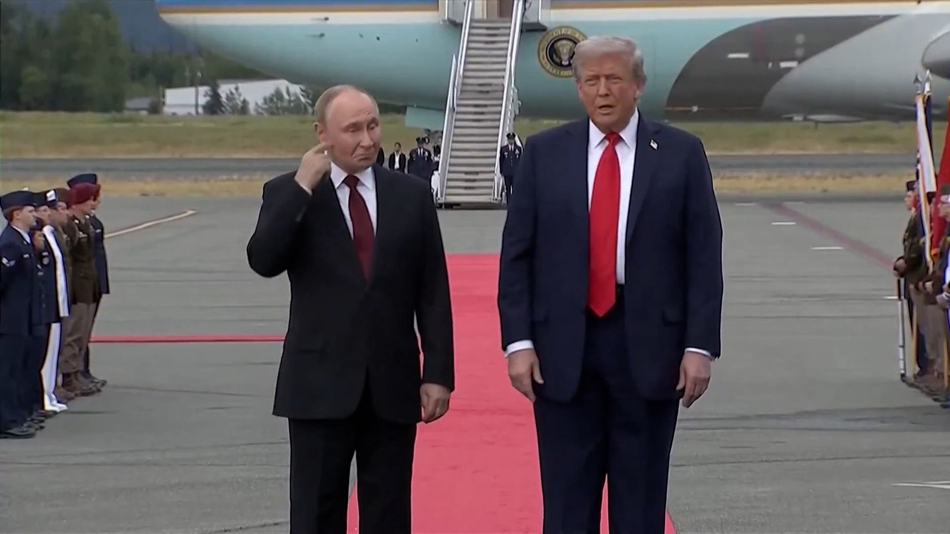 "¿Detendrá la matanza de civiles?": las preguntas de una periodista de la ABC que Putin fingió no oír (VIDEO)