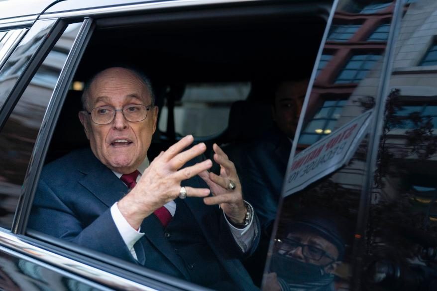 Rudy Giuliani resultó gravemente herido en un accidente automovilístico en New Hampshire