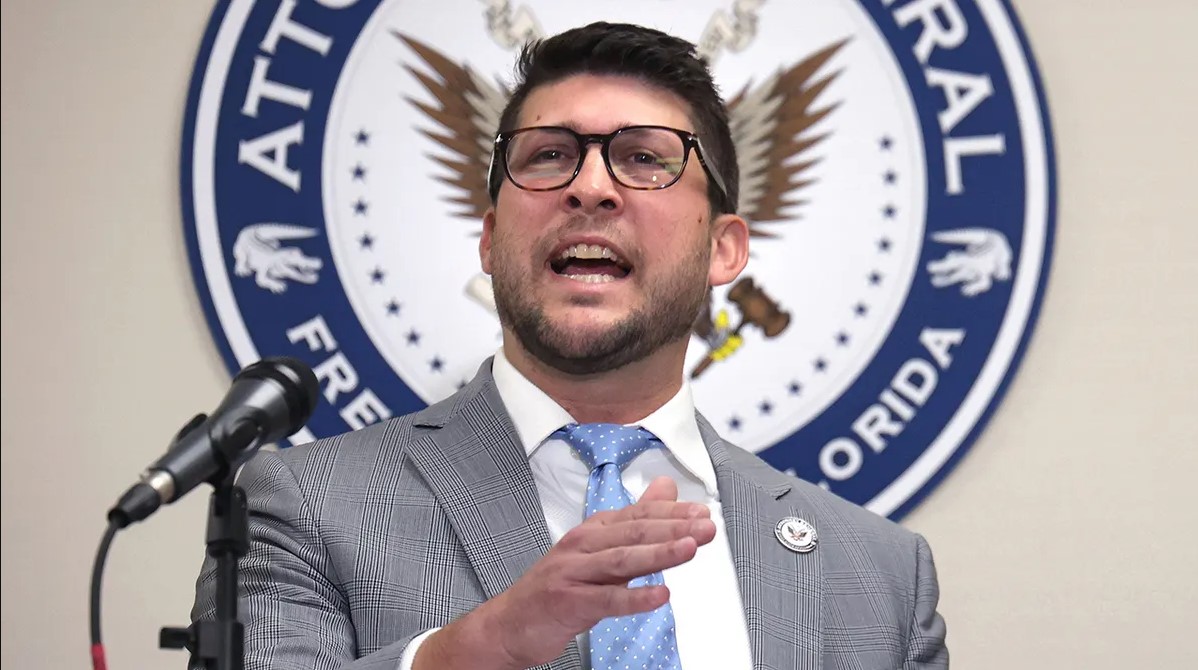 Fiscal de Florida pide condenar a muerte a dos latinos acusados de abusar a una niña