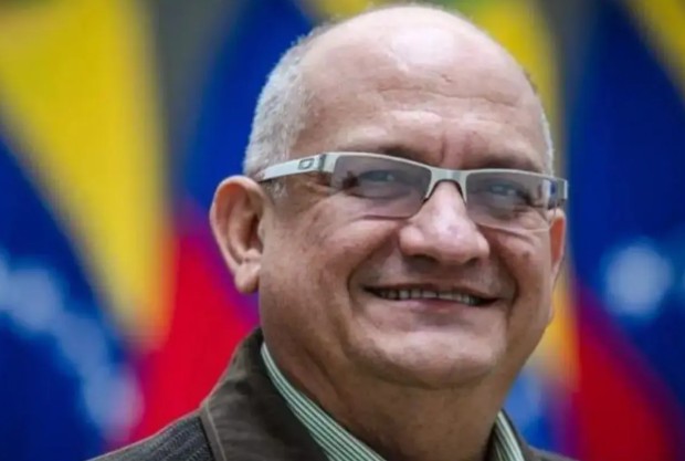 A diez meses de su detención familiares del profesor universitario Eduardo Labrador piden su libertad