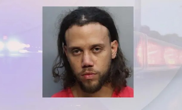 Arrestan en Miami al reguetonero Jhayco por posesión de cocaína y cannabis