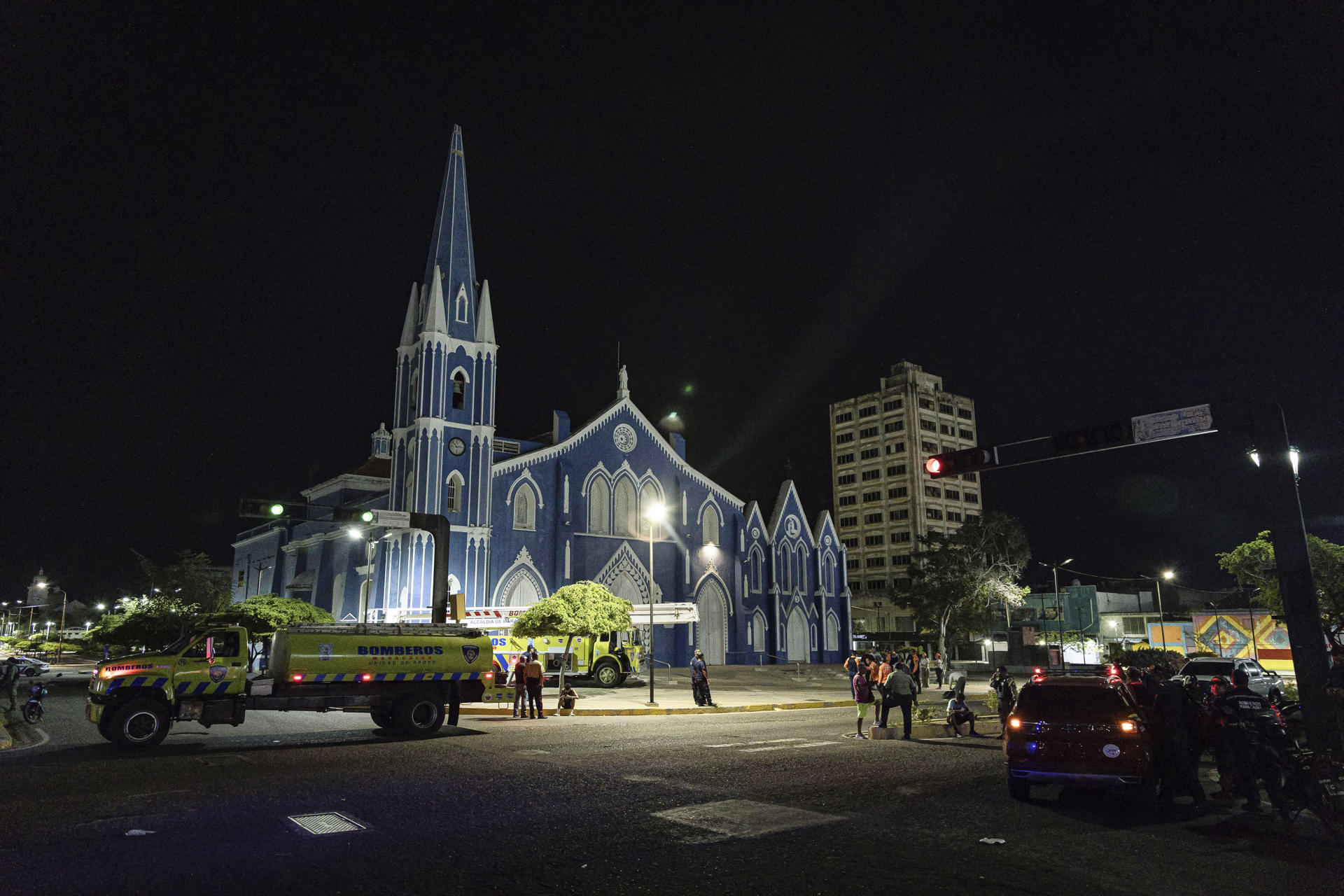 Autoridades del Zulia evalúan daños en varias infraestructuras tras los sismos