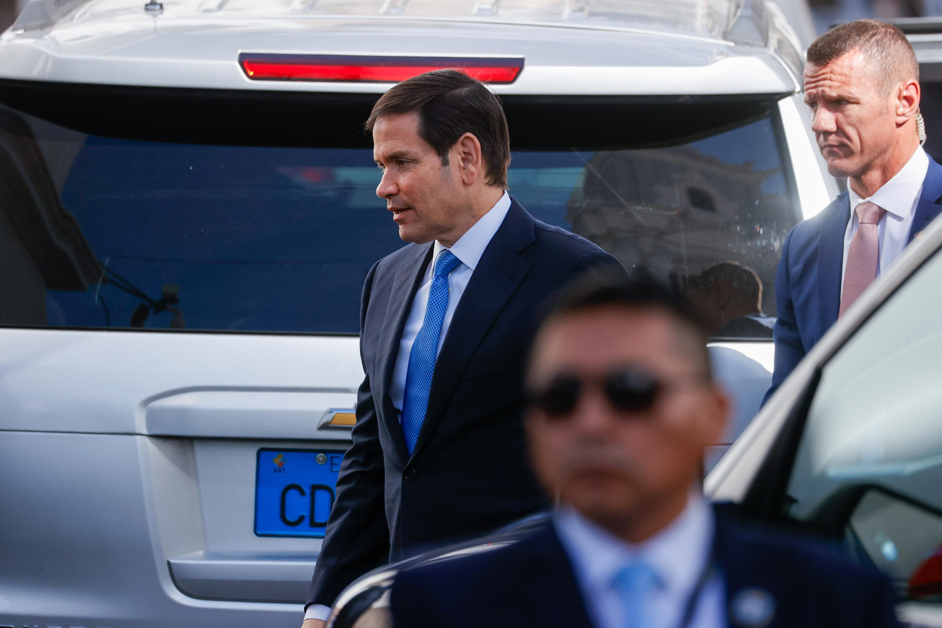 Marco Rubio abordó posibilidad de enviar unidades militares a Ecuador para luchar contra narcos
