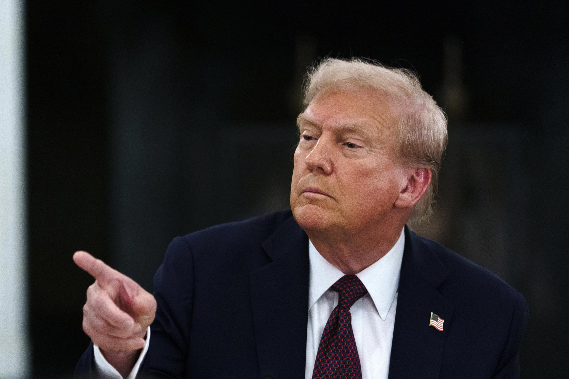 Trump firmará orden ejecutiva para recuperar designación del "Departamento de Guerra"