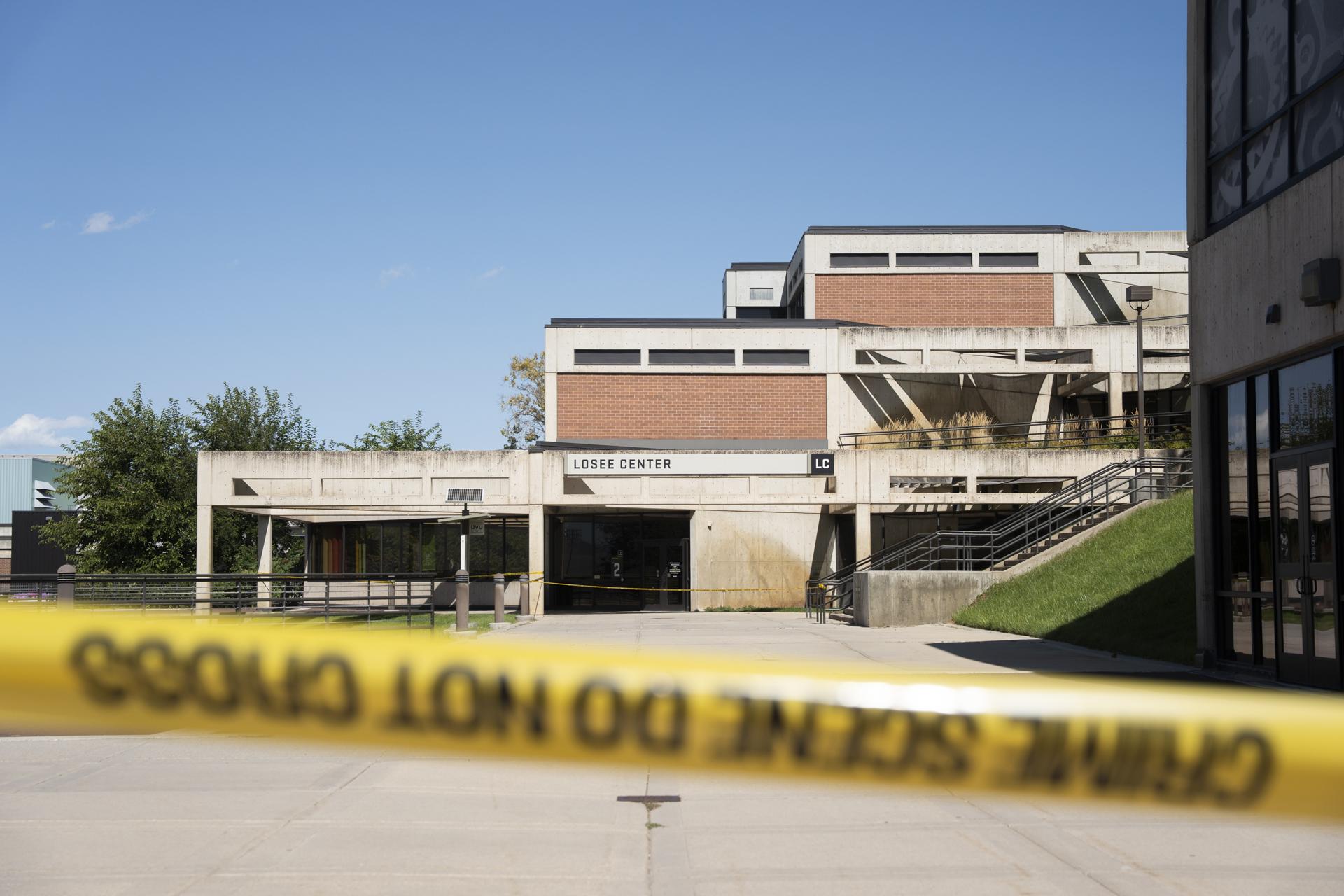 VIDEO del FBI evidenció cómo escapó el sospechoso de disparar a Charlie Kirk