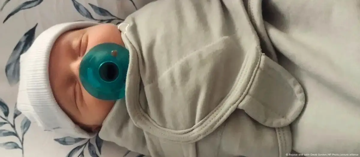 Nació "el bebé más viejo del mundo": tiene días de vida, pero fue concebido hace 30 años