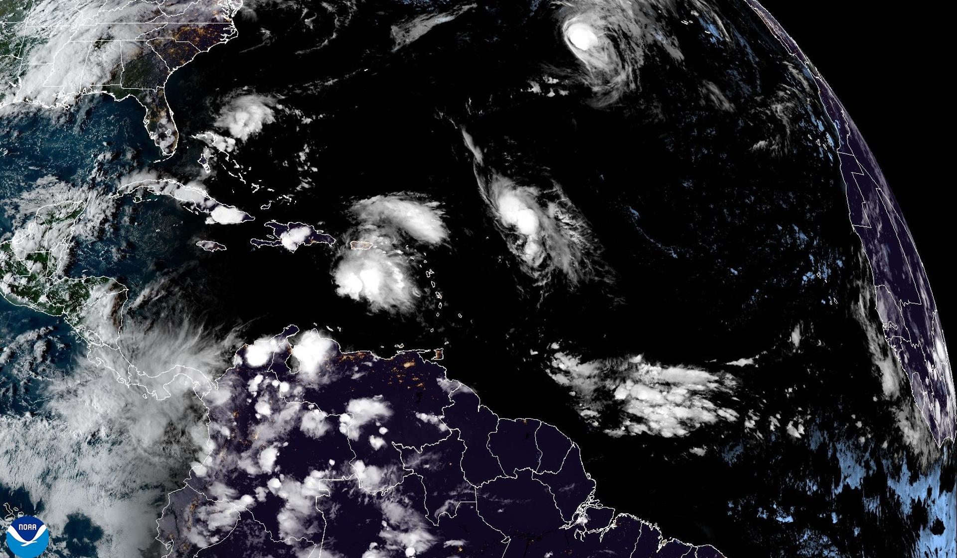 Tormenta Humberto se fortalece en el Atlántico mientras el huracán Gabrielle decrece