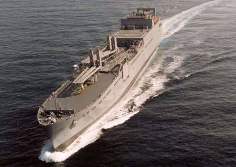 Buque estadounidense de transporte militar y apoyo logístico arribó al mar Caribe