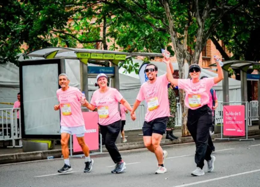 Corredor de 48 años murió en Medellín durante carrera por detección del cáncer de mama