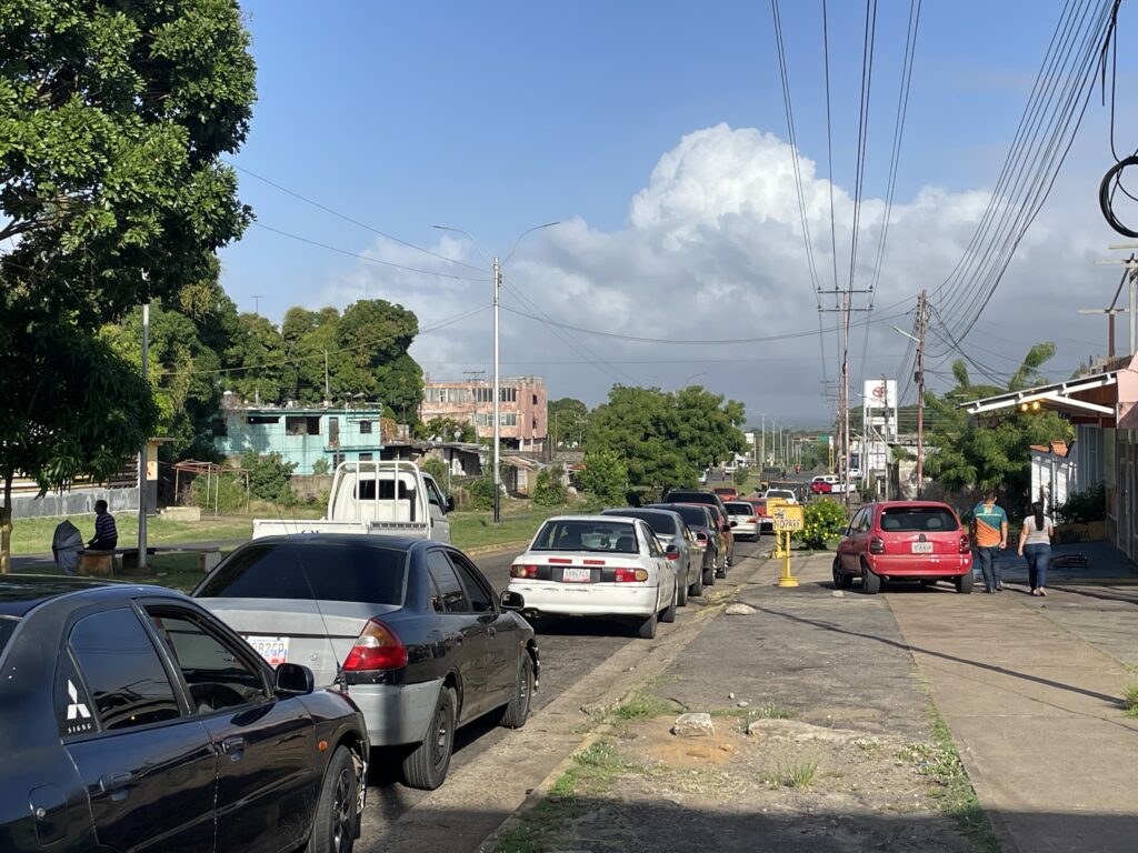Regresaron pernoctas en las bombas de gasolina en Ciudad Guayana
