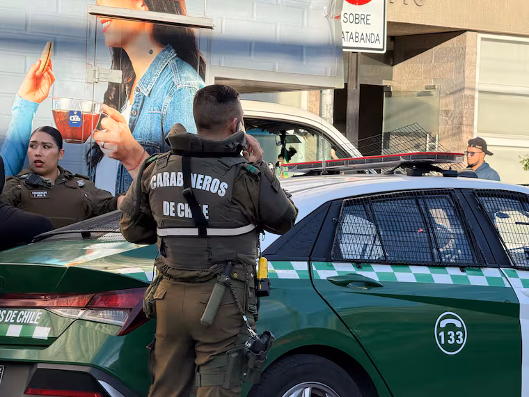 El oscuro trasfondo de una disputa doméstica: venezolano es apuñalado por su pareja en Chile