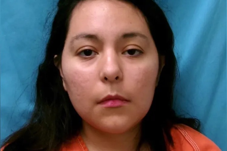 Dolor en Texas: Bebé murió tras ser abandonado por su madre dentro de un vehículo durante varias horas