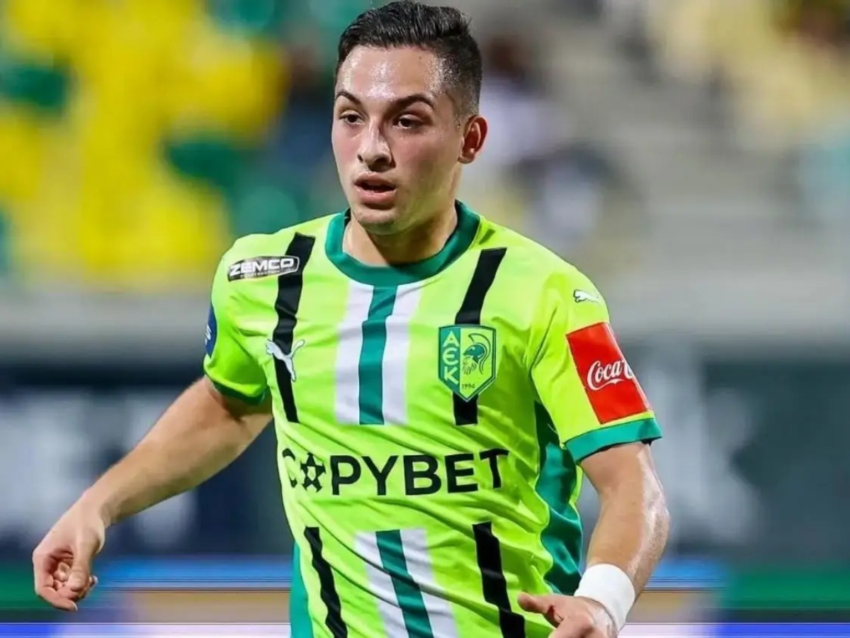 Imágenes sensibles: Venezolano sufrió violento golpe en pleno partido en Chipre y fue llevado a urgencias tras convulsionar